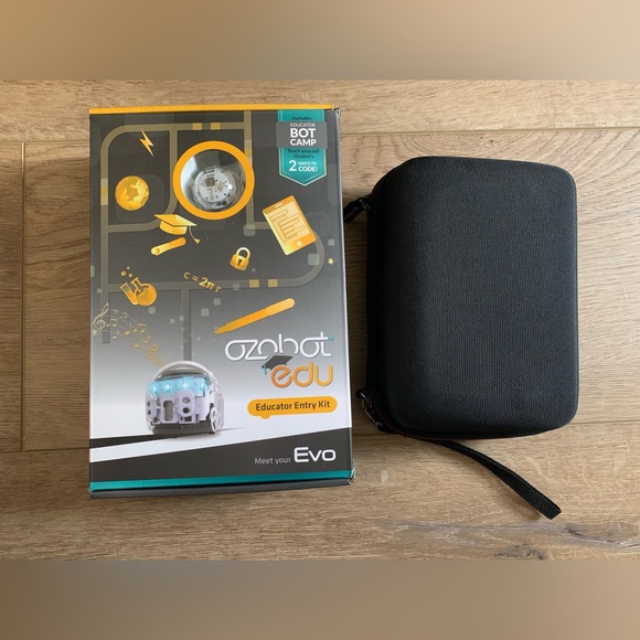 Ozobot Evo Educator Entry Kit - Picture 1 of 10